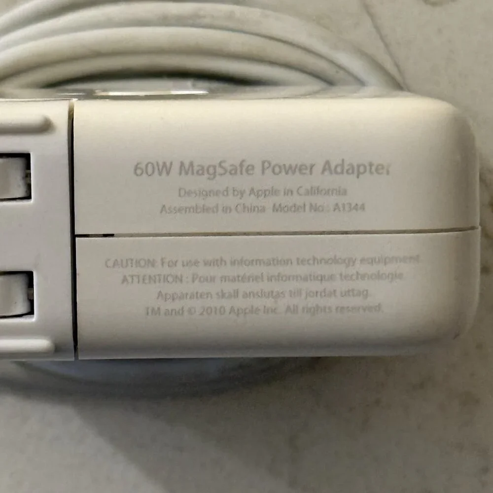 Apple Authentic MacBook Pro 60W MagSafe Power Adapter Charger‎ A1344 A/12378EA